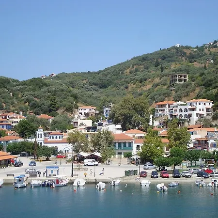 게스트하우스 Markamar Loutraki (Skopelos)